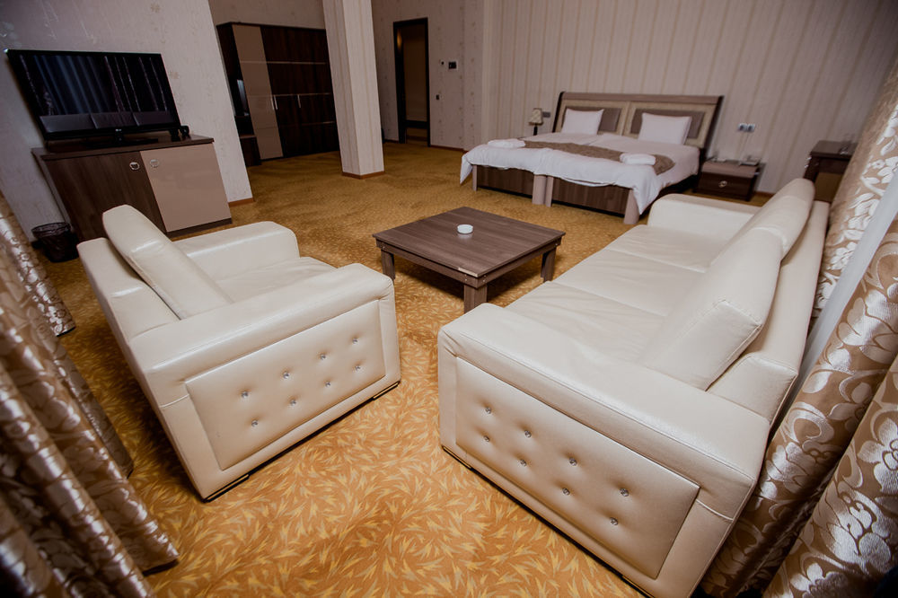 Astola Hotel باكو المظهر الخارجي الصورة