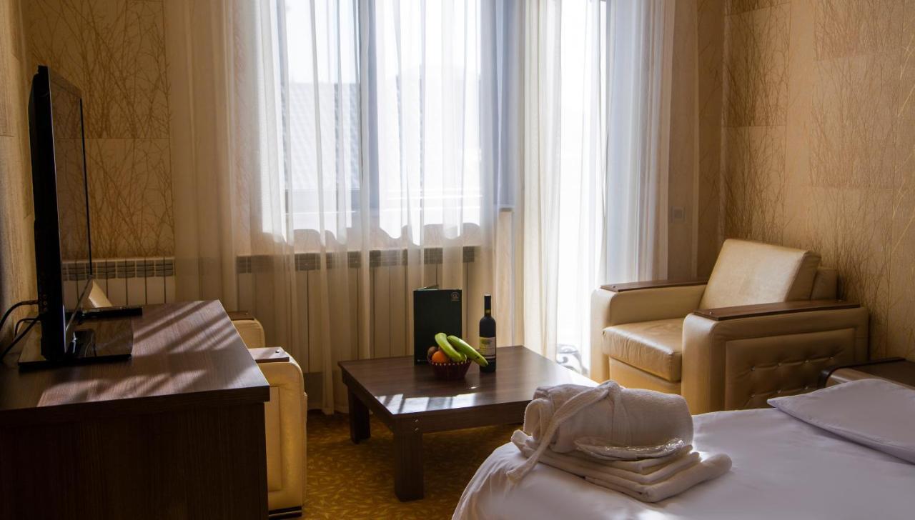 Astola Hotel باكو المظهر الخارجي الصورة